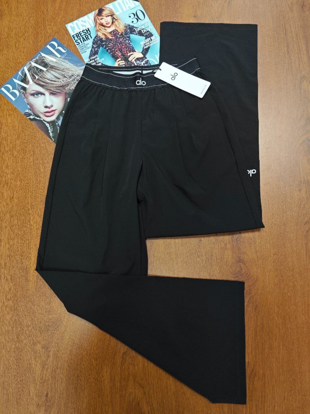 💖ALO Yoga (Regular) NWT Suit Up Trouser Black 💖 Loose fit/Slim fit pants - Picture 8 of 9